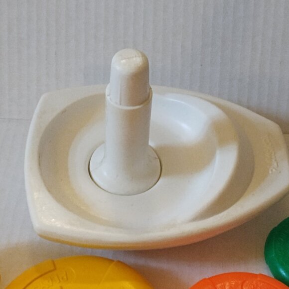 Vintage Playskool Dog and Boat Stacking Tub Toy - Picture 3 of 12